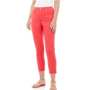 Crown & Ivy NWT❗️Skinny High Rise Jeans